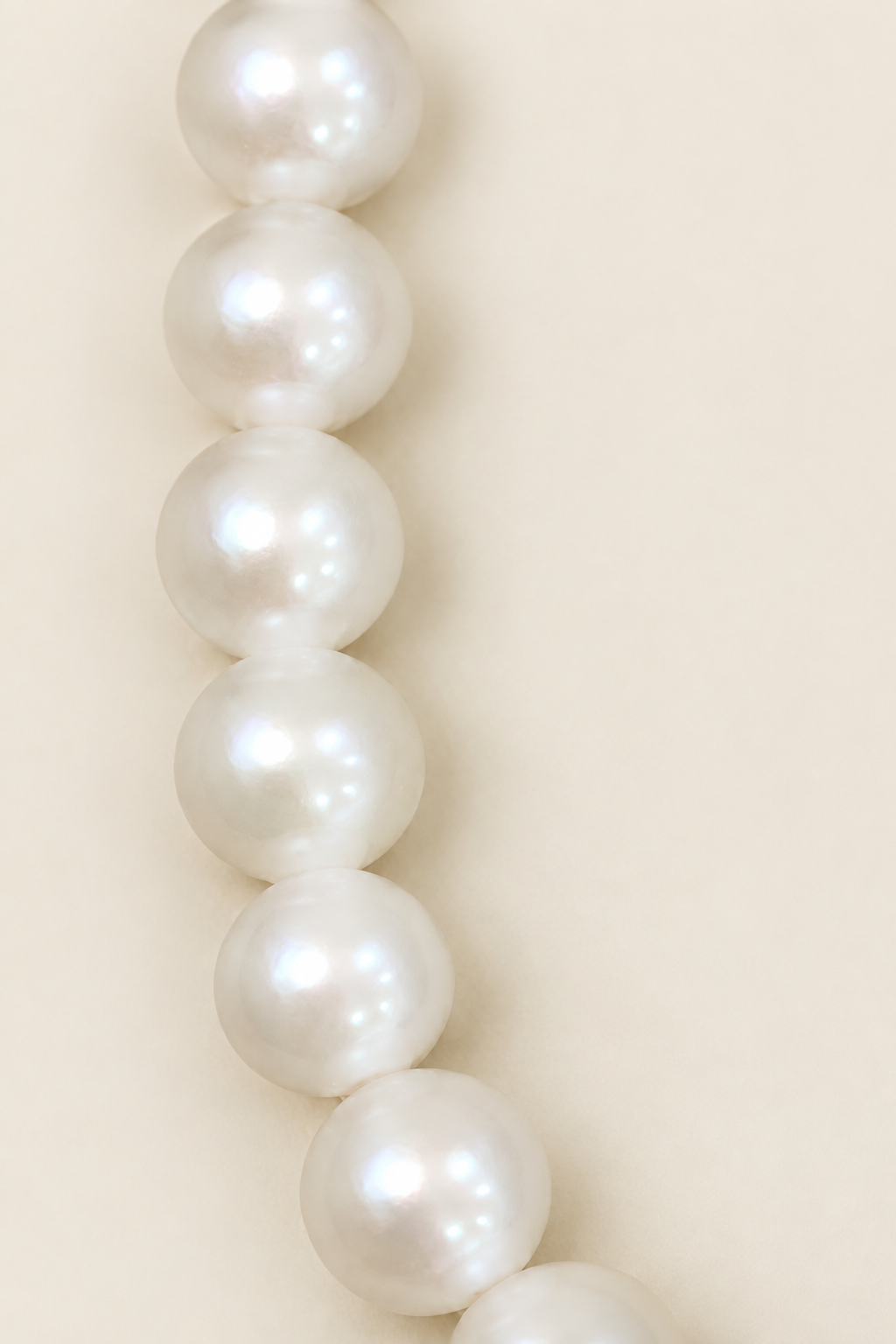 White pearl detail background edit